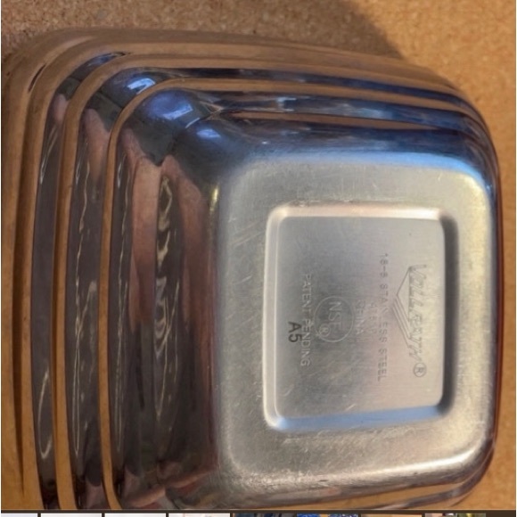 Vollrath Double-Wall 1 4/5 qt Square Beehive Stainless Steel Bowl - Picture 3 of 5